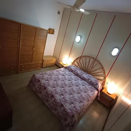 Apartman Fiorita - *